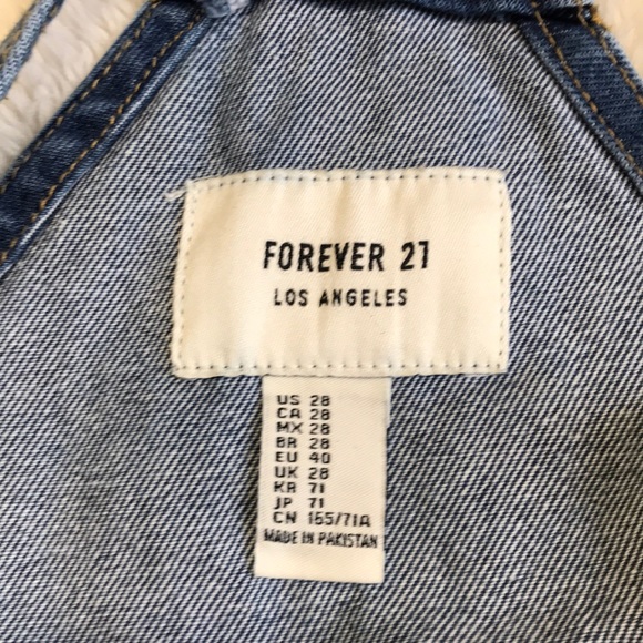 Forever 21 denim jumper shorts - Picture 3 of 3